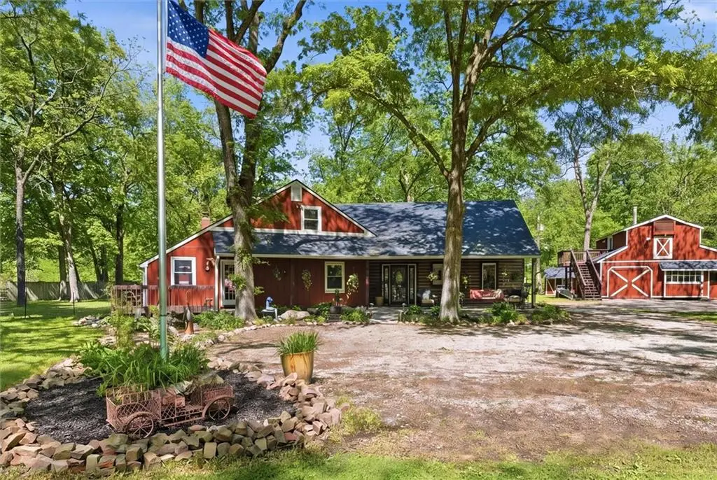842 Kendall Road, Peculiar, MO 64078 - #1