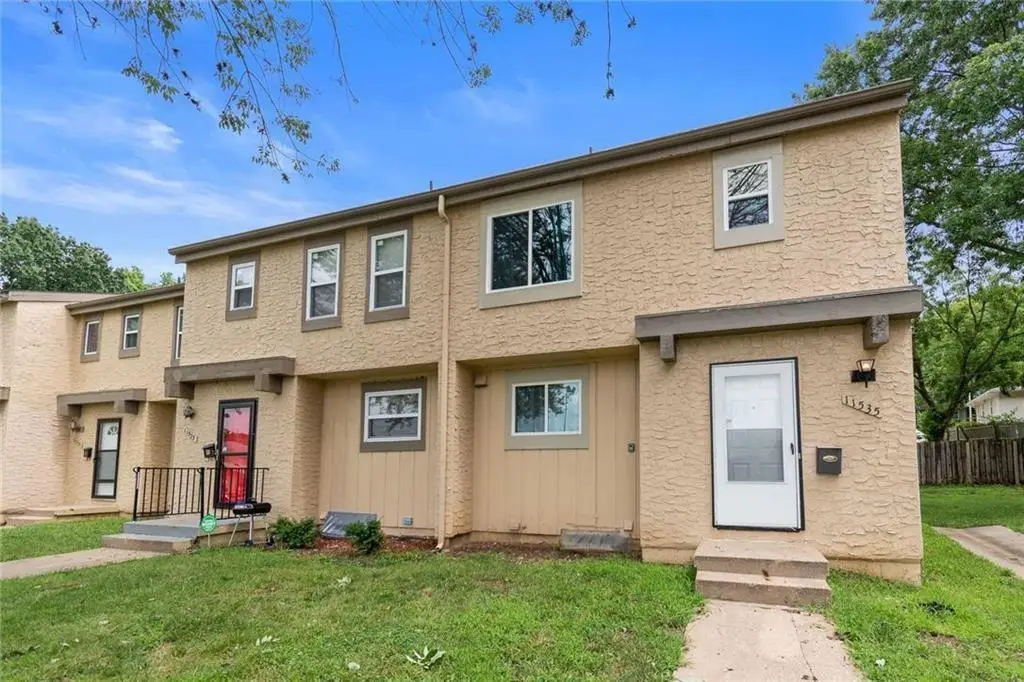 11535 Richmond Avenue, Kansas City, MO 64134 - #1