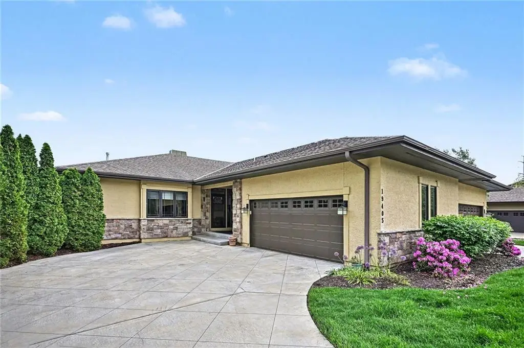 19405 W 102nd Street, Lenexa, KS 66220 - #1
