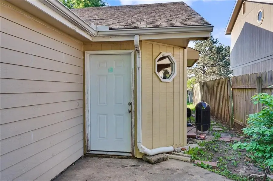 4015 Overland Drive, Lawrence, KS 66049 - #3
