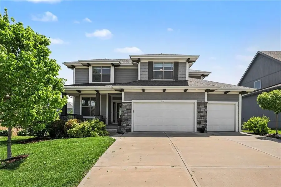 928 N Stonecrest Road, Olathe, KS 66061 - #2