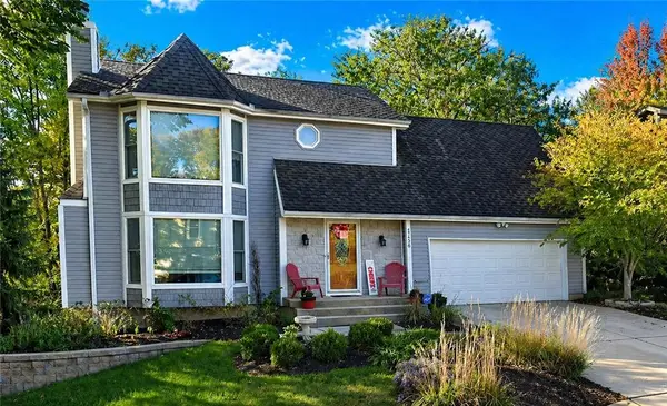 11249 Lakeview Drive, Kansas City, KS 66109