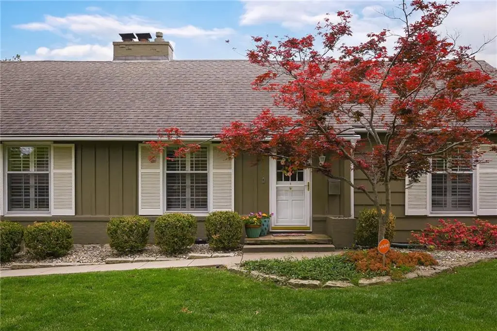 4819 W 65th Street, Prairie Village, KS 66208 - #1