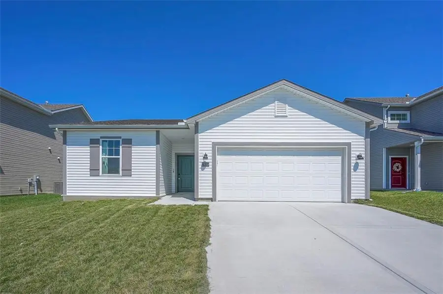 27018 E Sycamore Street, Lees Summit, MO 64086 - #2
