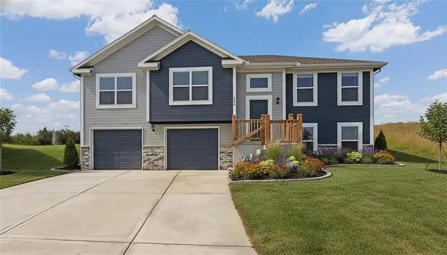 607 Foxglove Lane, Raymore, MO 64083 - #3