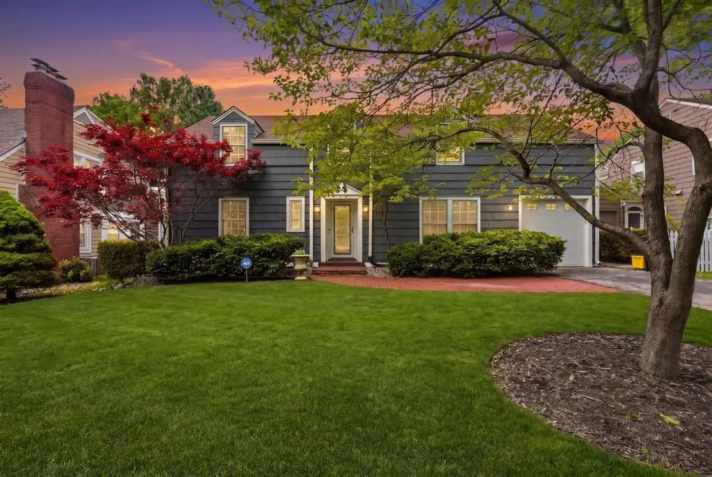 2105 W 50th Terrace, Mission Woods, KS 66205 - #1