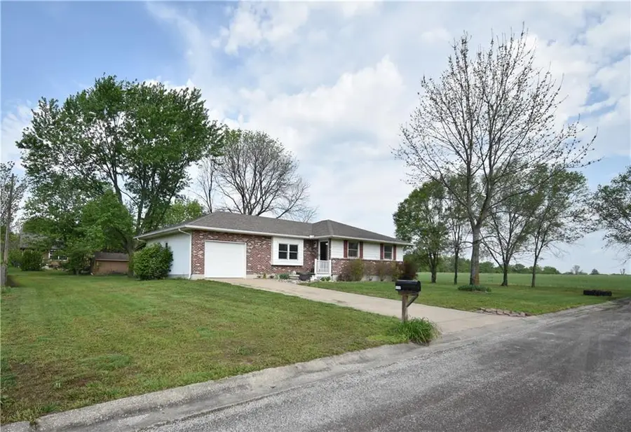 406 N Missouri Street, Archie, MO 64725 - #3