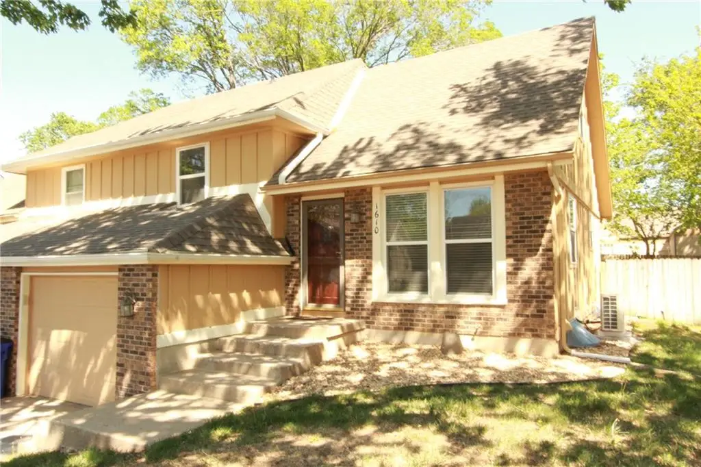 1610 E Cedar Place, Olathe, KS 66062 - #1