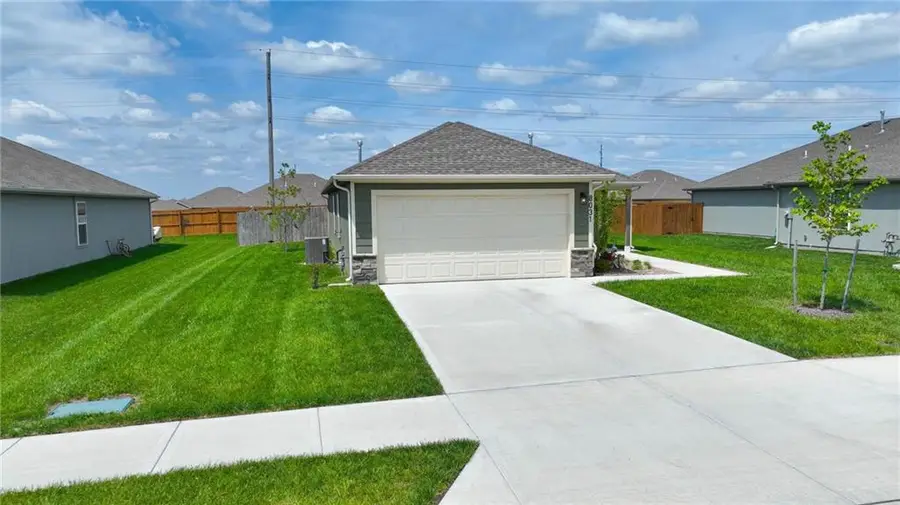 8031 SE 5th Street, Blue Springs, MO 64014 - #2