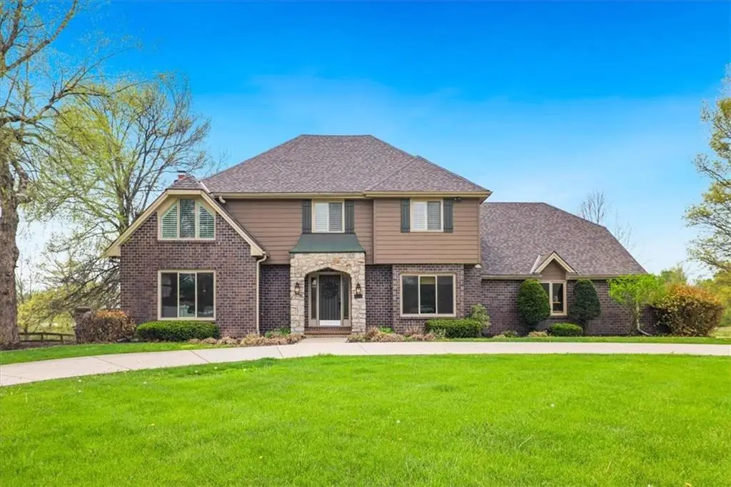 5601 W 181st Street, Stilwell, KS 66085 - #1