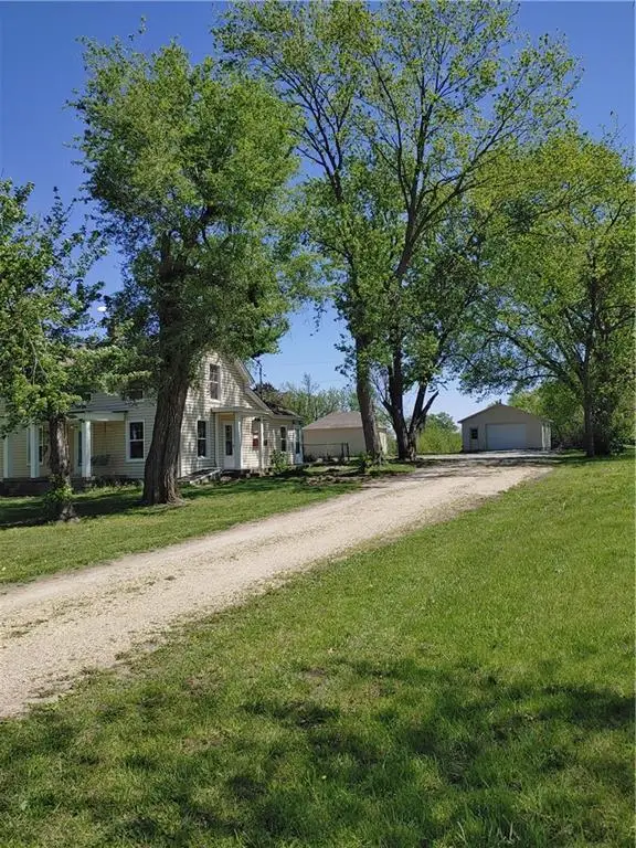 1403 Frazier Street, Valley Falls, KS 66088 - #2