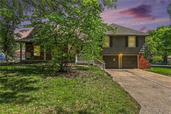 12931 Smalley Avenue, Grandview, MO 64030