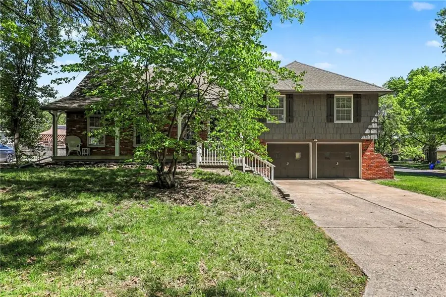 12931 Smalley Avenue, Grandview, MO 64030 - #2