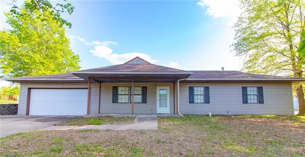 502 Mallory Court, Warrensburg, MO 64093