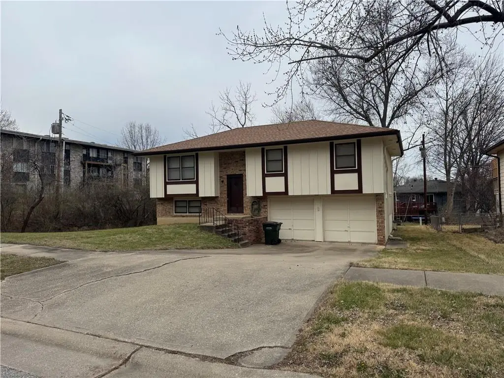 1216 Michigan Street, Leavenworth, KS 66048 - #1
