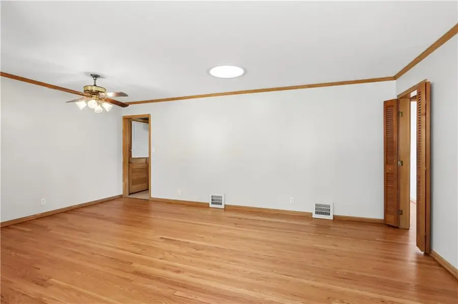 5605 Horton Street, Mission, KS 66202 - #2