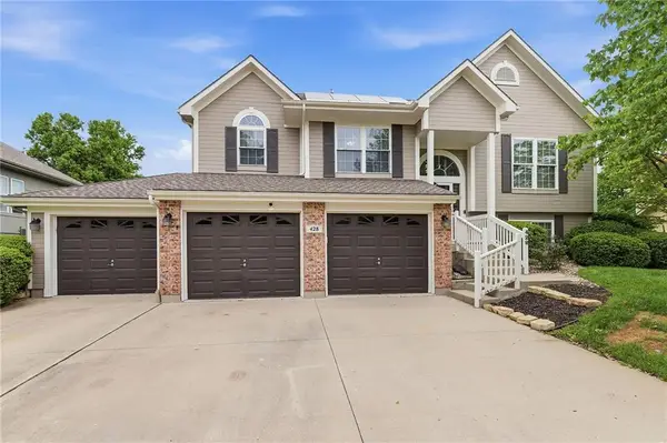 428 SW Seagull Street, Lee's Summit, MO 64082