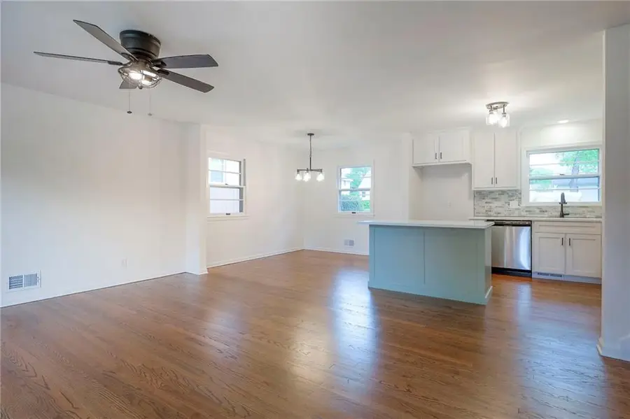 7622 W 97th Terrace, Overland Park, KS 66212 - #2