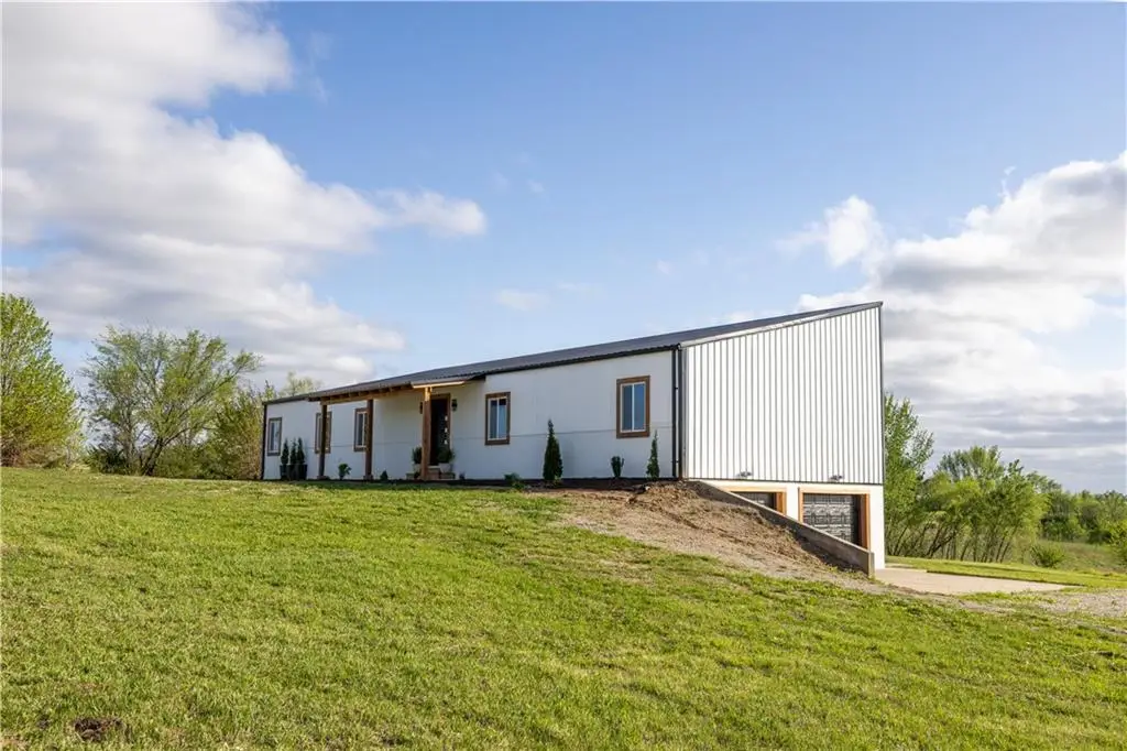 7492 County Road 64 Road, Savannah, MO 64485 - #1