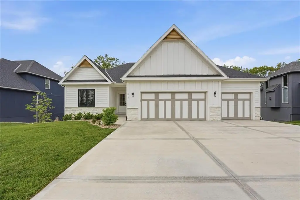 812 Foxglove Lane, Kearney, MO 64060 - #1