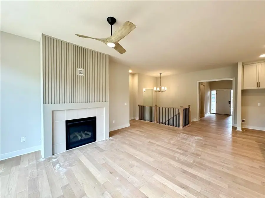 8222 NW 90th Terrace, Kansas City, MO 64153 - #2
