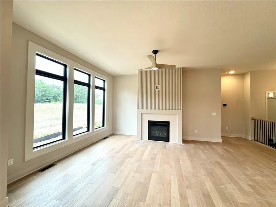 8222 NW 90th Terrace, Kansas City, MO 64153 - #3