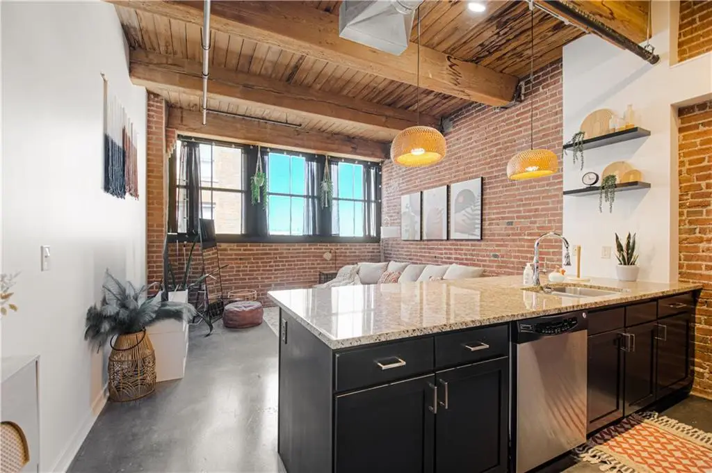 712 Broadway Boulevard #502, Kansas City, MO 64105 - #1