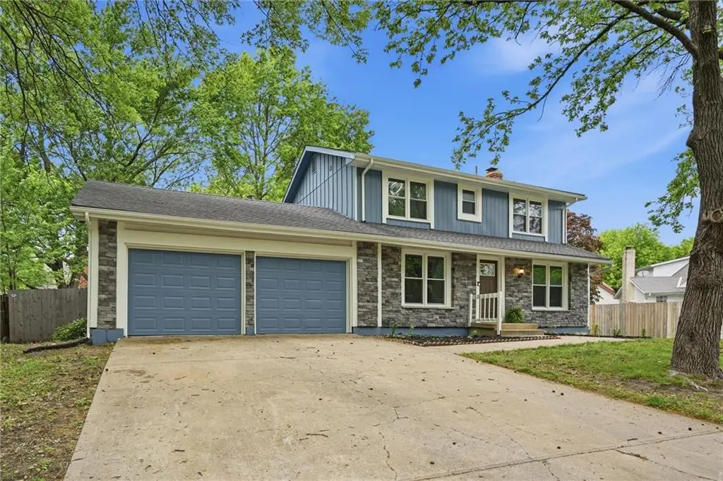 1021 S Clairborne Road, Olathe, KS 66062 - #1
