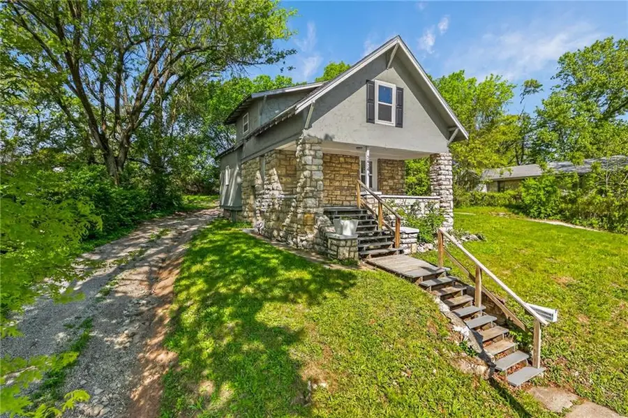 5424 Bellefontaine Avenue, Kansas City, MO 64130 - #3