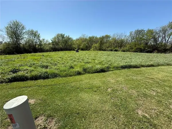 13th Avenue, Lawson, MO 64062