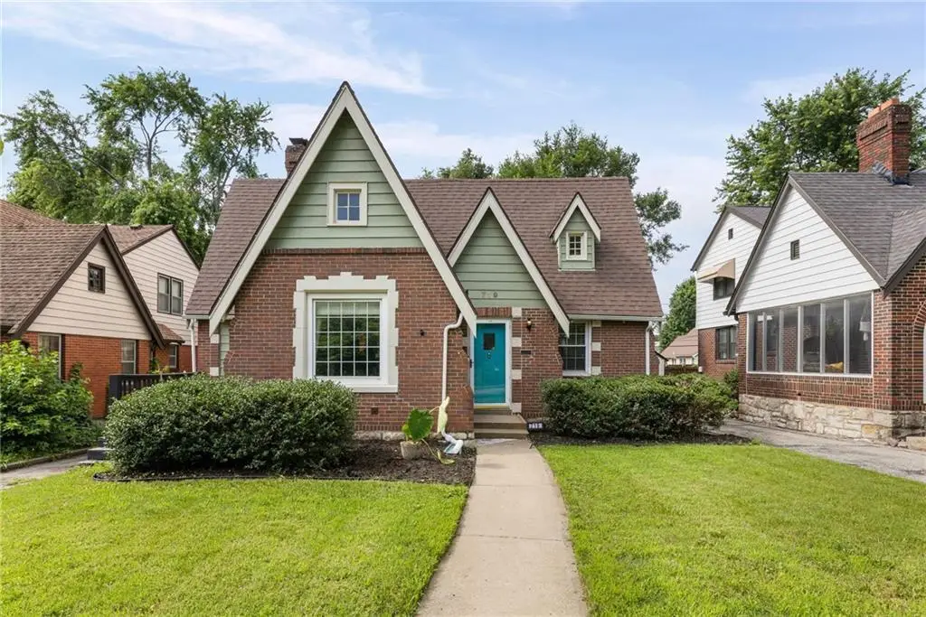 719 E Gregory Boulevard, Kansas City, MO 64131 - #1