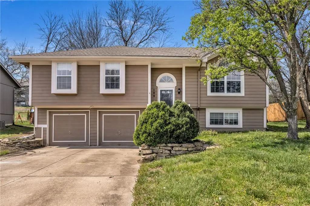 100 N Darrowby Drive, Raymore, MO 64083 - #1