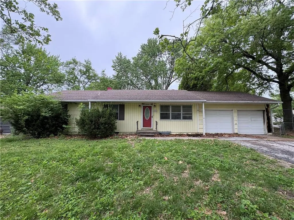 4514 E 113th Street, Kansas City, MO 64137 - #1