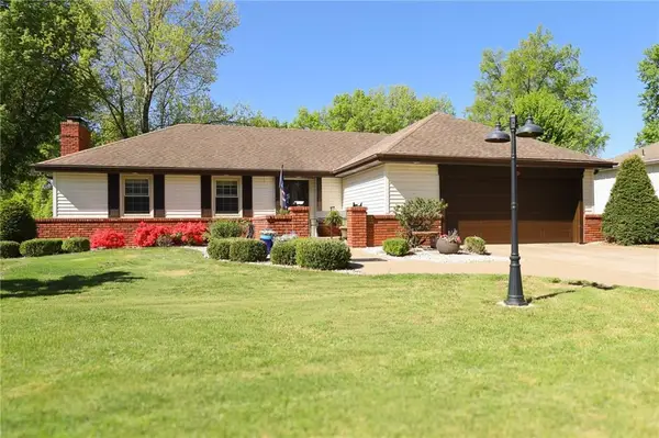 4824 Mockingbird Lane, St Joseph, MO 64506