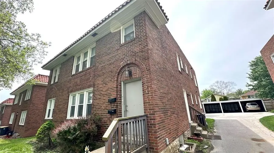 4236 Holly Street, Kansas City, MO 64111 - #2