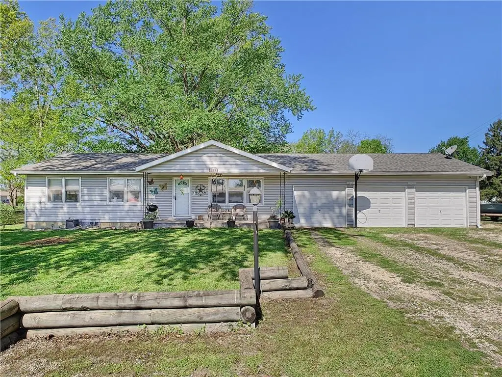 102 Walnut Court, Perry, KS 66073 - #1