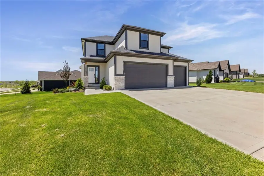 21103 W 186th Terrace, Spring Hill, KS 66083 - #2
