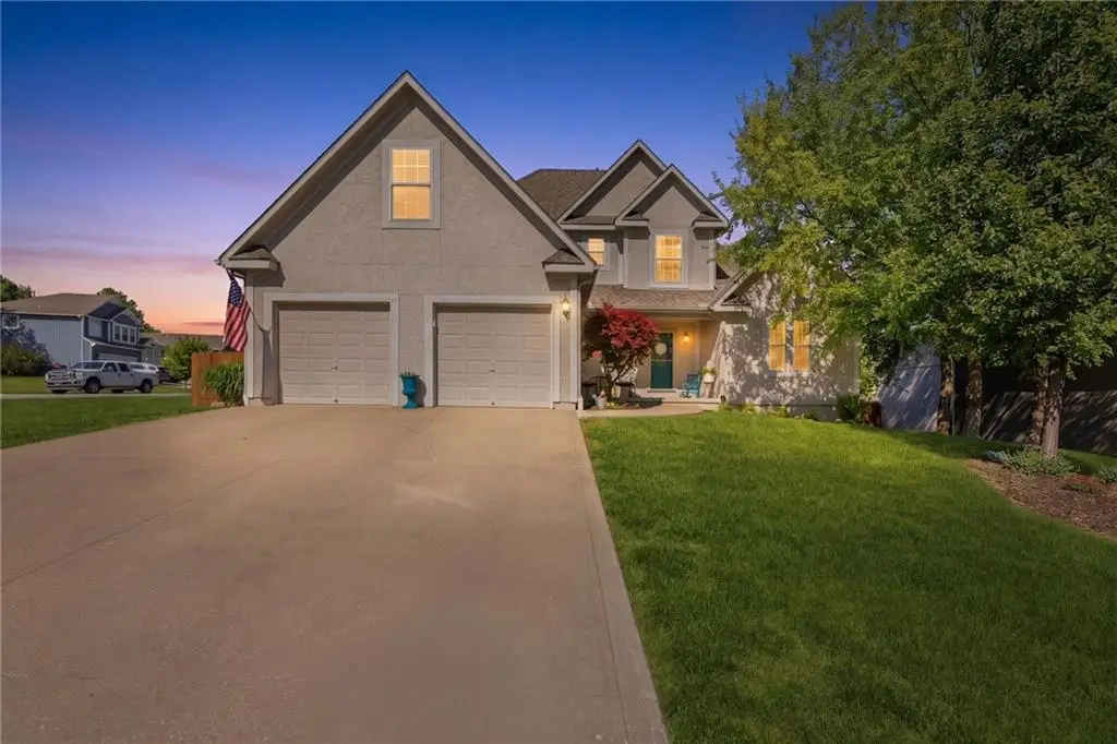 1900 N 159th Terrace, Basehor, KS 66007 - #1