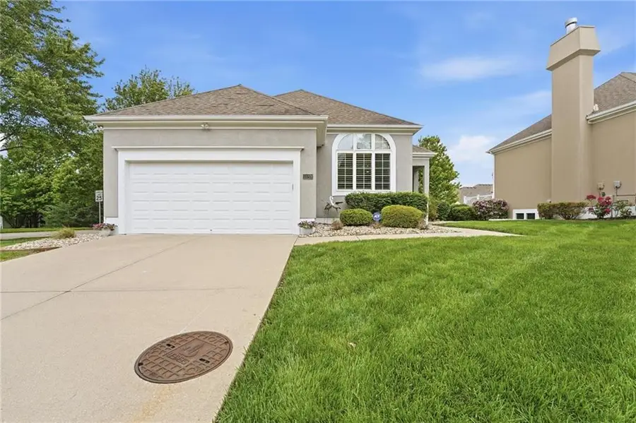 13201 Summit Street, Kansas City, MO 64145 - #2