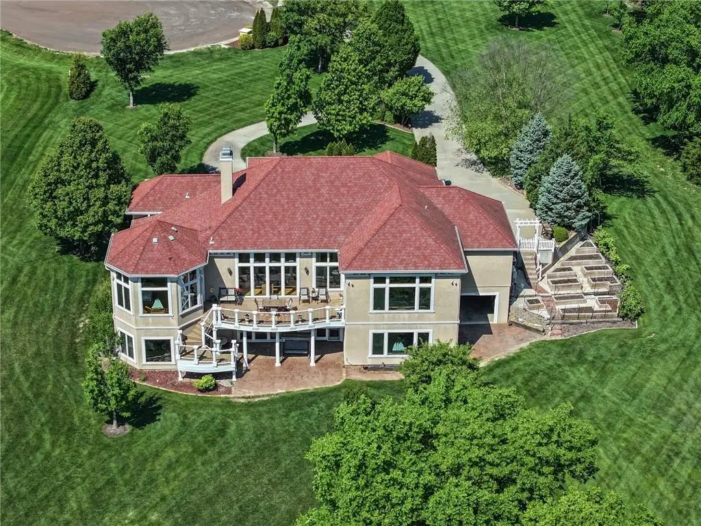 17590 188th Terrace, Tonganoxie, KS 66086 - #1