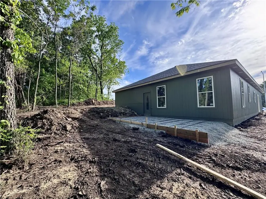 8479 Eagle Creek Drive, De Soto, KS 66018 - #2