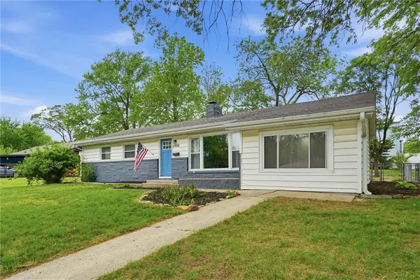 2902 W 7th Street, Lawrence, KS 66049