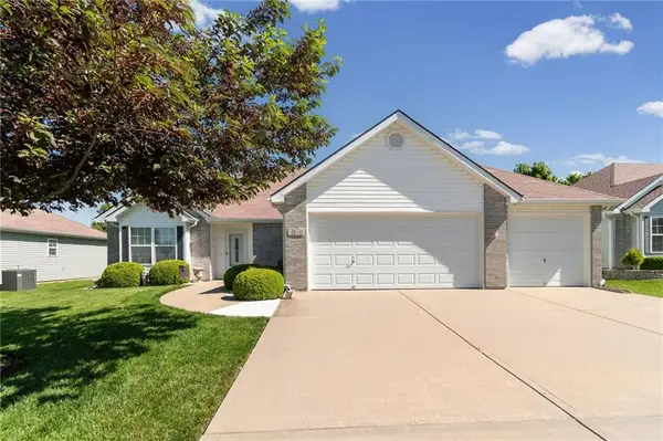 1016 Carlisle Drive, Raymore, MO 64083