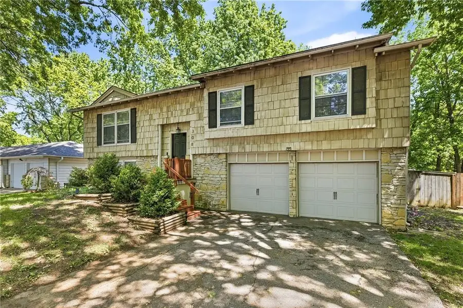 308 S Cardinal Drive, Olathe, KS 66062 - #2