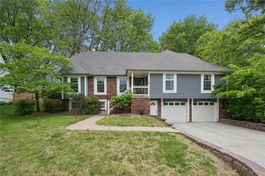 6104 Albervan Street, Shawnee, KS 66216 - #1
