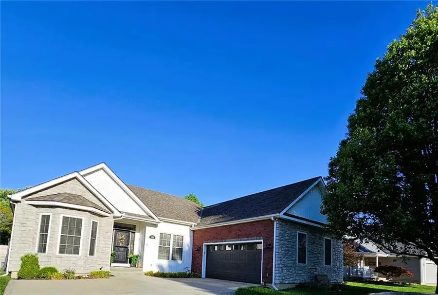 1906 160th Terrace, Basehor, KS 66007 - #3