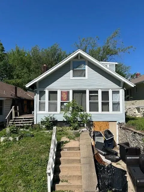 4930 Woodland Avenue, Kansas City, MO 64110 - #1