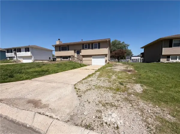 231 Downey Drive, Wellsville, KS 66092