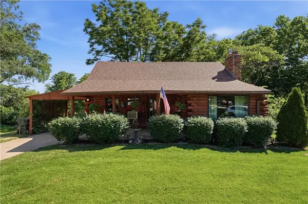 14665 Clemstone Drive, Platte City, MO 64079
