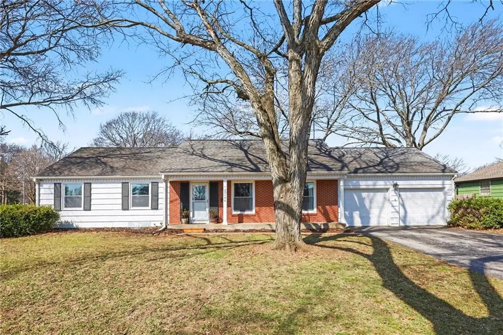 11146 Mcgee Street, Kansas City, MO 64114 - #1